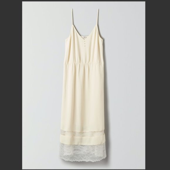 Aritzia Dresses & Skirts - Little Moon Aurora Dress